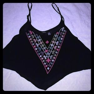 Patterned top